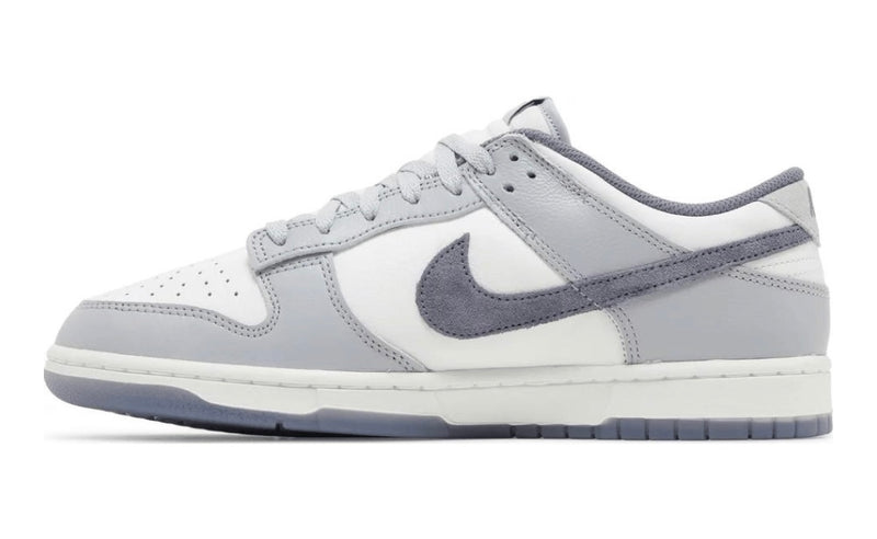 Nike Dunk Low SE Light Carbon