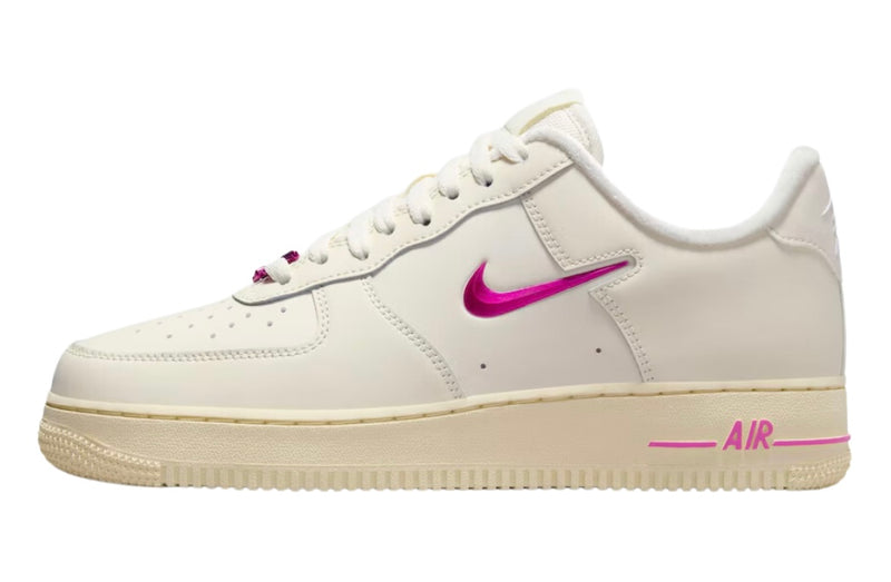 Nike Air Force 1 Low SE Coconut Milk Playful Pink