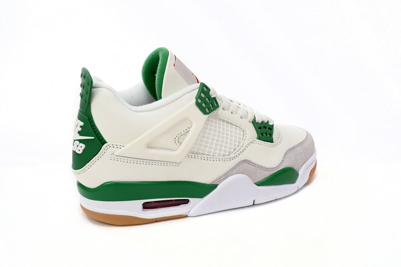 Nike SB x Air Jordan 4 “Pine Green”